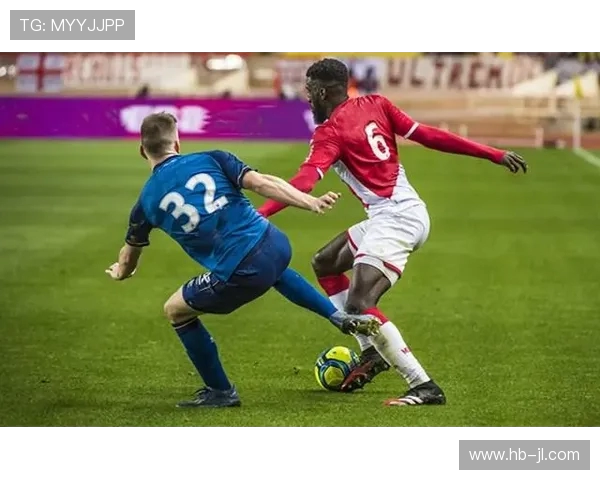 法甲球队阵容架构分析：年龄结构、位置深度与经验分布