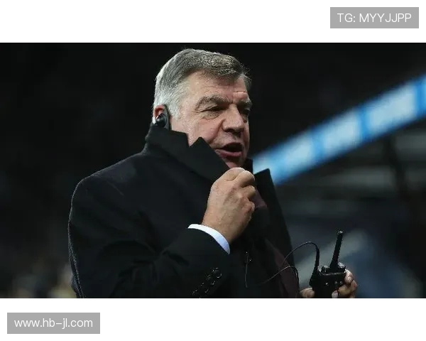 英超球员与其家庭悲剧：关注球员女儿去世事件的体育影响