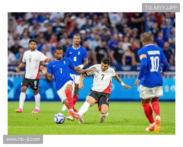 足球领域是否存在“CBA足球队”这种概念？